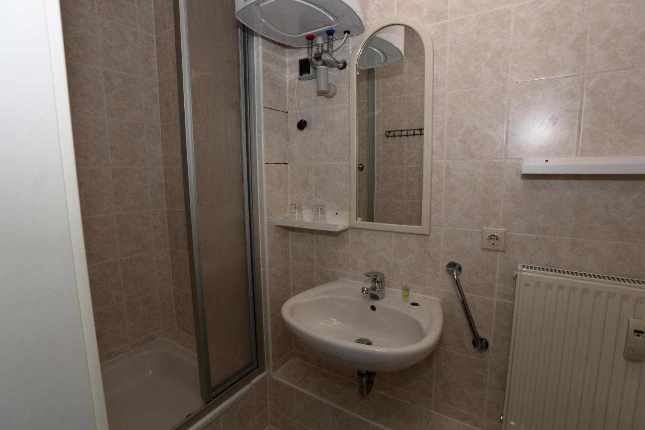 Haus Stefanie Elvire Apartment